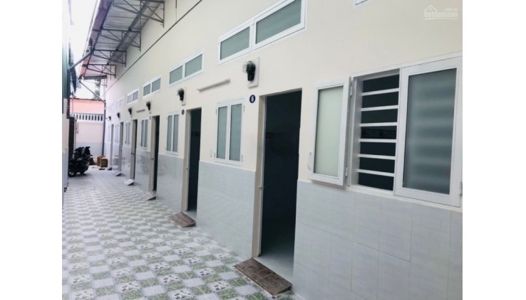 Bán Căn hộ dịch vụ, ngay Quang Trung, quận 9, 143m2, cho thuê 25 Triệu/tháng, LH 0915128329